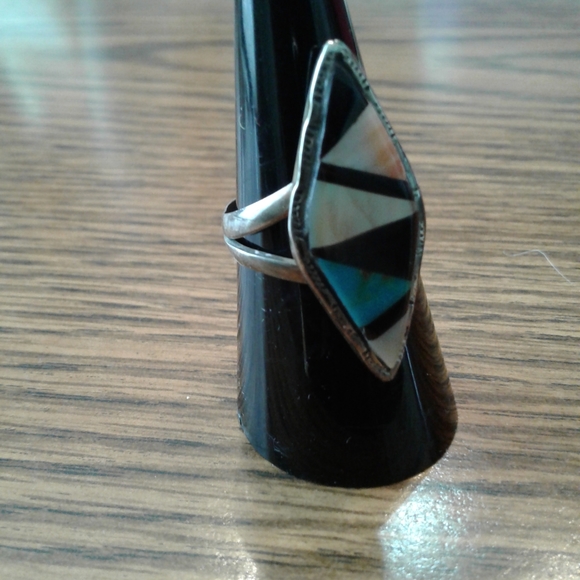Zuni Multistone Native American Vintage Ring Size 8 - Picture 9 of 11